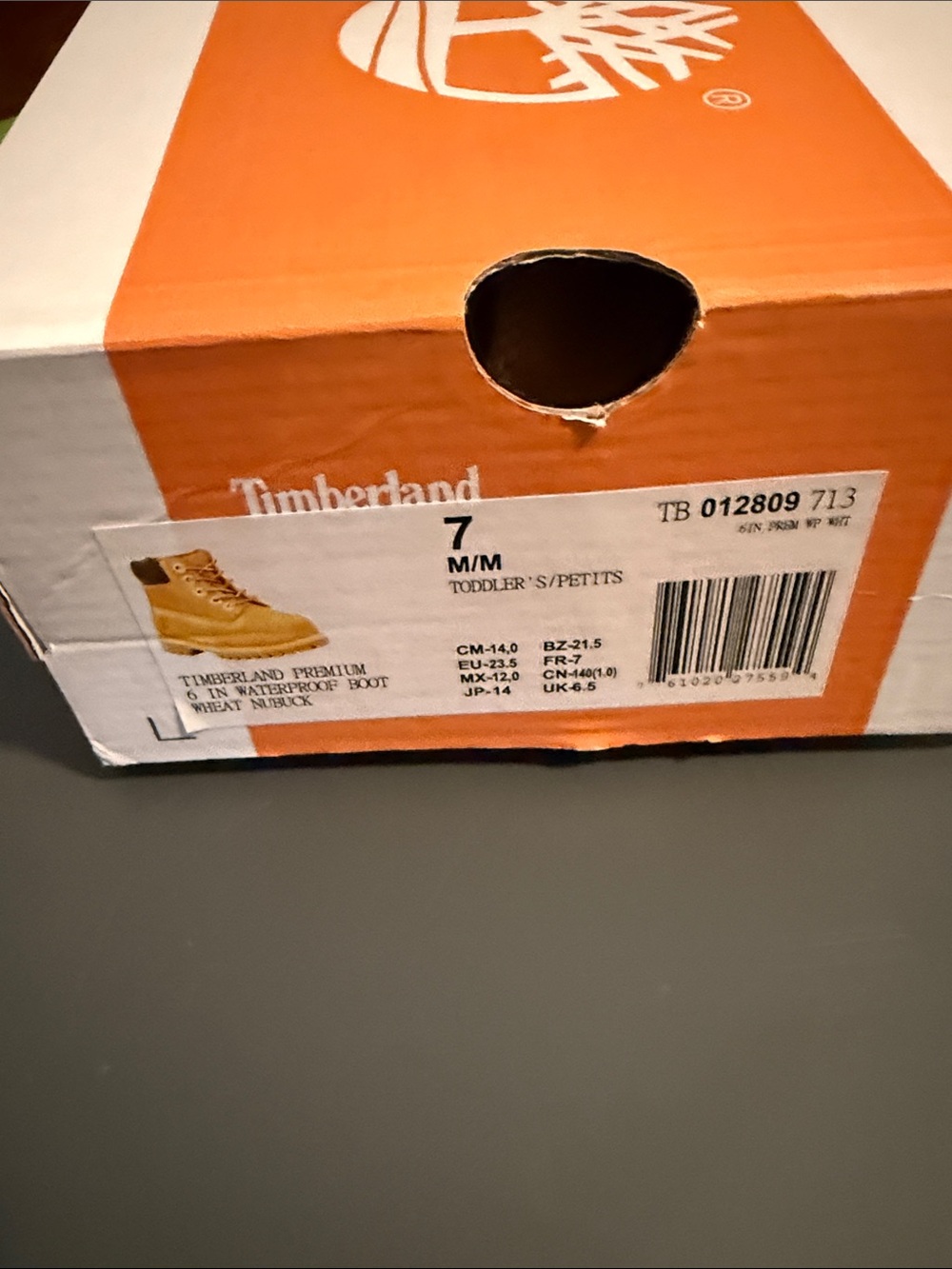 Timberland Kids Wheat/Tan Boots with Brown Collar - Picture 4 of 4